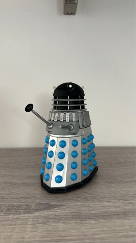 Doctor who hotd evil guard - who,