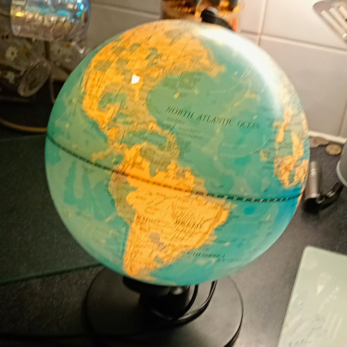 Rotating tabletop world - rotating,