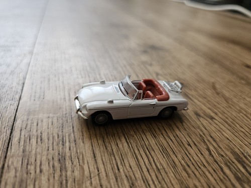 Mgb white diecast - mgb,