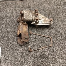 MG Rover KKU106150  KKQ100801 Engine Mount Brackets, Bolts MGF MGTF (d1)