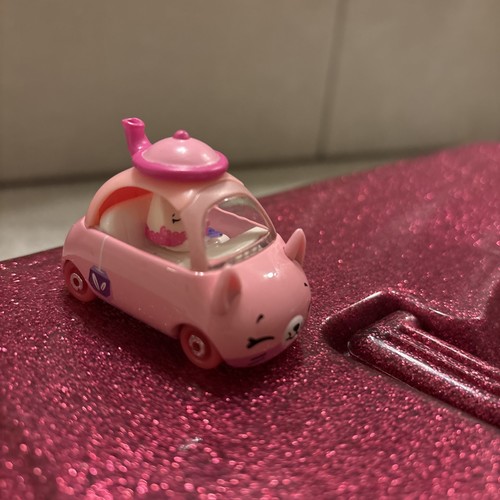 Shopkins cutie car pink teapot - shopkins,