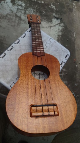 Koa mele soprano - mele, ukulele