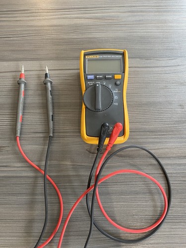 Fluke 114 true rms - 114,