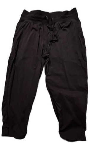 Lululemon dance studio crop - dance,