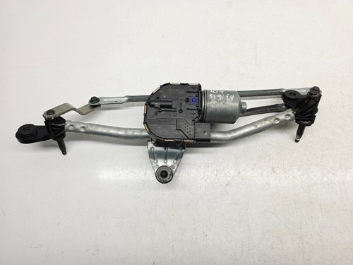 Audi front windscreen wiper - windscreen,