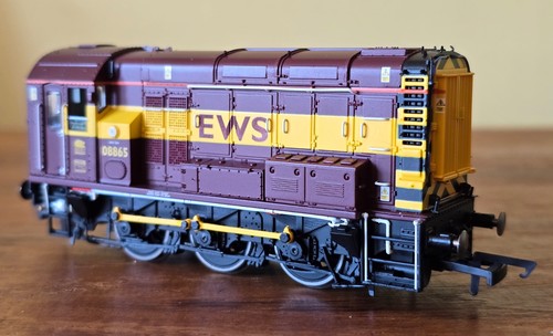 Hornby r2934 scale class 08 - r2934,