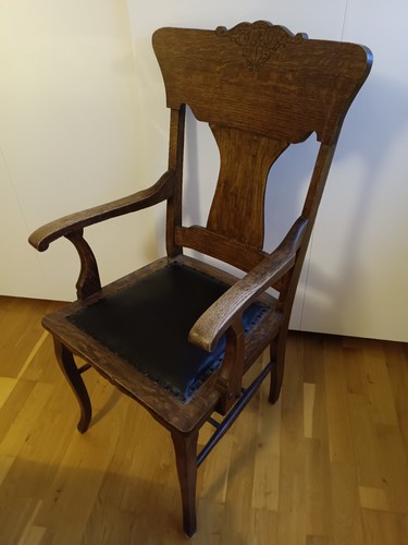 Arts and craft oak chair - and,