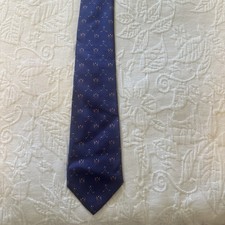 Bobby Jones Collection  Blue-Purple golf Tie Silk with Flags and Golf Clubs