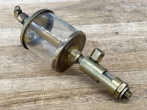 Vintage brass oil - drip, feed