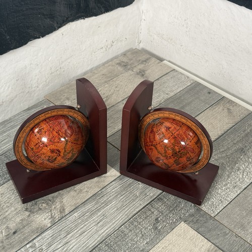 Pair wooden spinning globe - spinning,