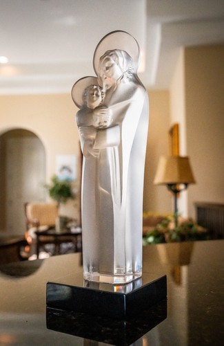 Lalique france crystal - france,
