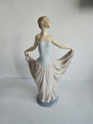Lladro the dancer - lladro,