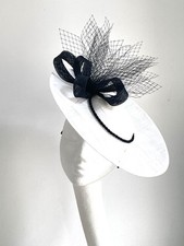 White Black saucer disc hat