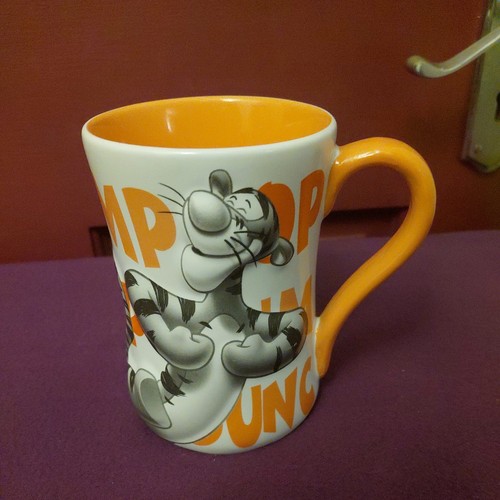 Disney store exclusive tigger - store,
