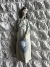 Nao by LLADRO Becky Porcelain