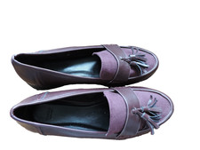 WOMENS SIZE 9 Extra wide fit