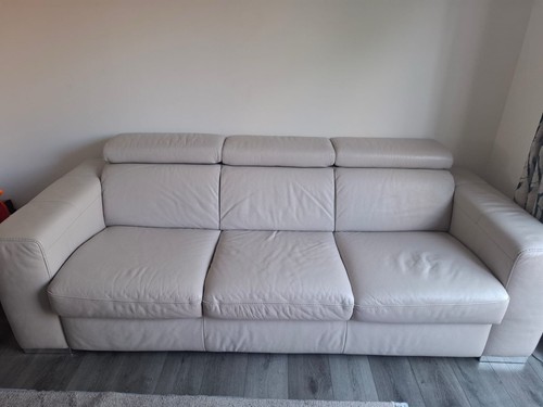 Cream dfs velocity - cream, seater