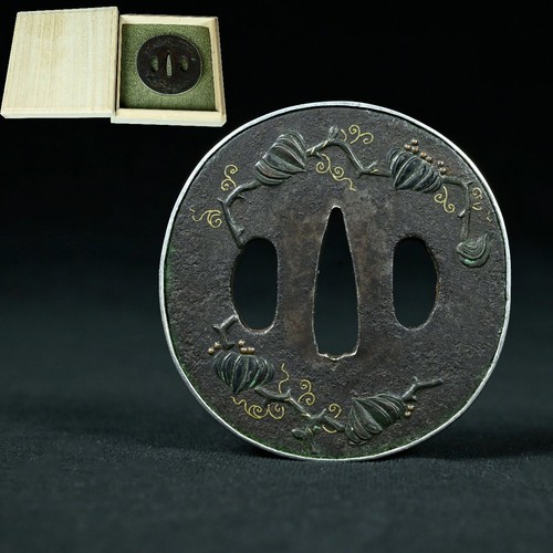 Iron round tsuba silver rim - round,
