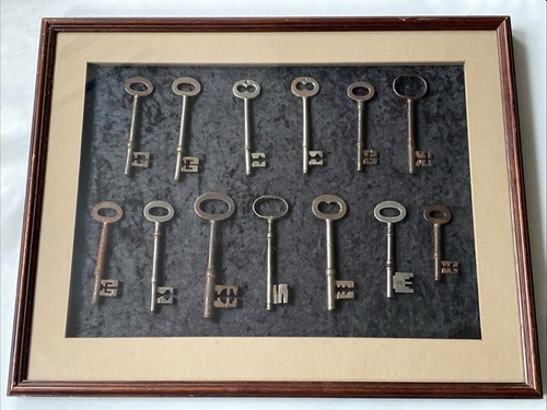 Vintage antique keys - keys, in