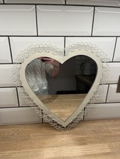 Vintage Style Metal Cream