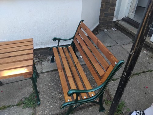 Piece wood cast - &,