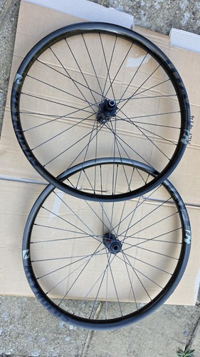 Reynolds black label carbon - label,