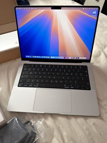Apple macbook pro inch - 14,