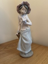 Nao LLADRO Porcelain 1981 Girl