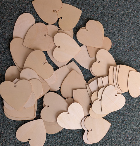 Wooden hearts job lot 58 - x,