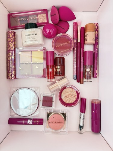 Revolution beauty makeup - /,