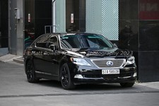 Car Photo 12x8 - Lexus LS600H