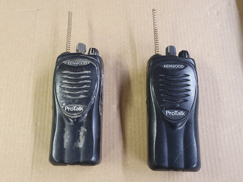 Kenwood protalk uhf fm - ,