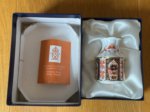 Royal crown derby - royal,