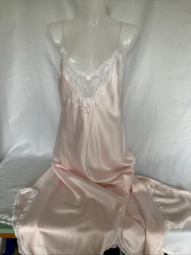 Michael vtg pink silky - st,