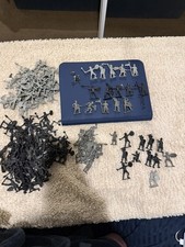 VINTAGE Toy Soldiers Medieval