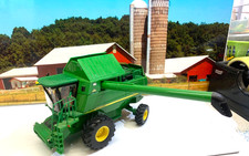 ERTL.BRITAINS.1:32. JOHN DEERE