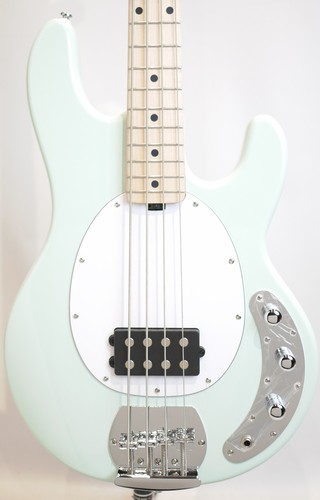 Sterling music man sub ray4 - man,
