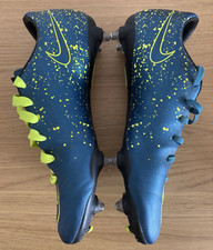 NIKE Football Boots Mercurial