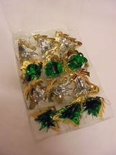 VINTAGE RETRO SET OF 12 WOOLWORTHS GREEN GOLD SILVER FOIL CHRISTMAS TREE BAUBLES