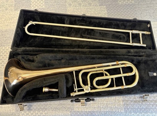 Conn 66h trombone with - with, case