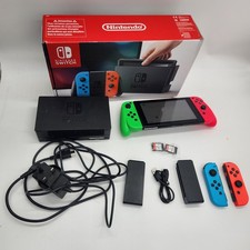 ​Nintendo Switch Neon