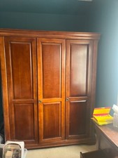 Willis And Gambier solid wood bedroom furniture used