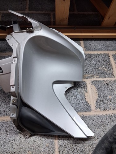 Bmw r1200rt top left - top,