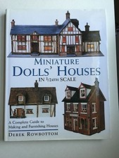 Miniature Dolls' Houses in