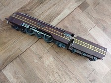 OO GAUGE LMS LOCOMOTIVE "CORONATION " 4-6-2 