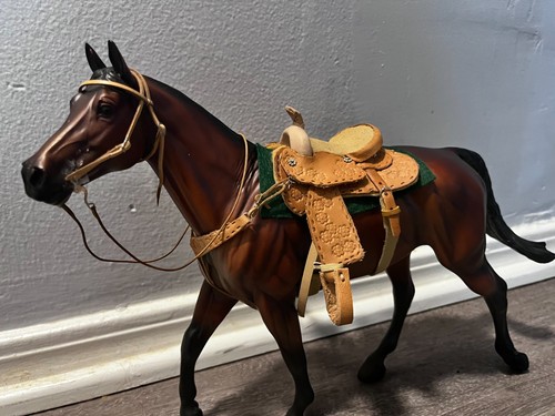 Traditional breyer size - traditional,