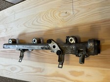 Honda Prelude 2.2 vtec h22a5 OEM fuel rail