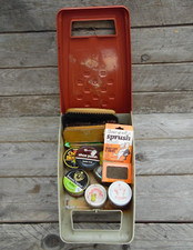 Vintage Plastic Shoe Shine Polish Box Caddy Cleaning Station w/ Brushes & Polish
