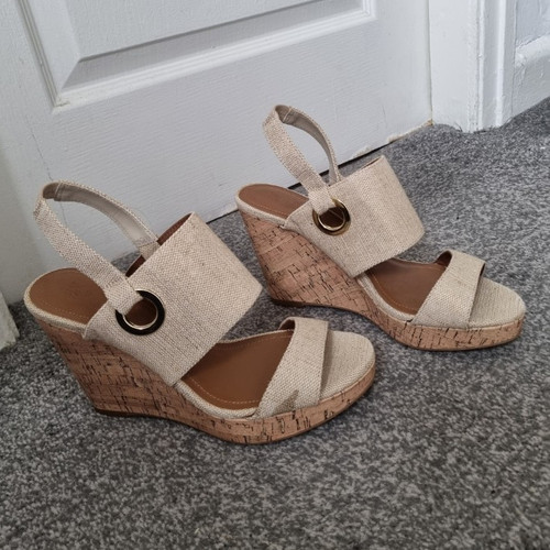 Beige wedge open toe - h&m,