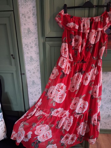 Joanna hope red - hope, floral